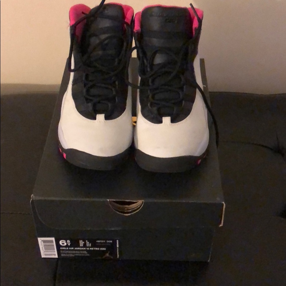 Girls jordan retro 10